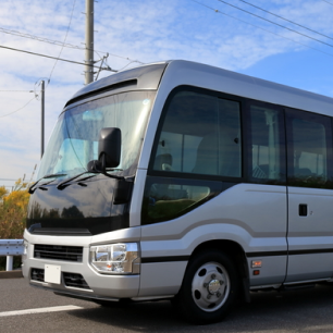 マイクロバス
